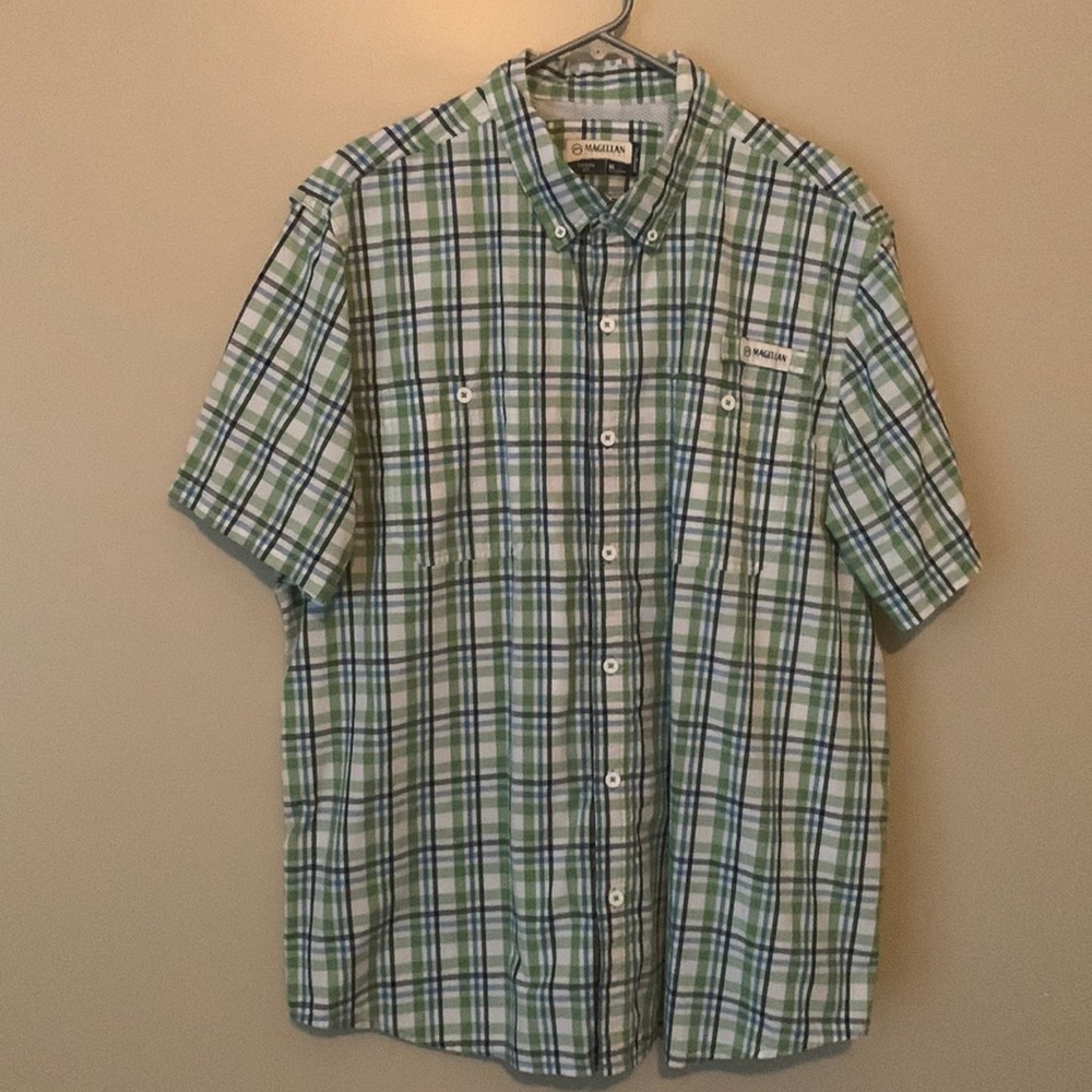 Magellan Mens XL plaid button down shirt.